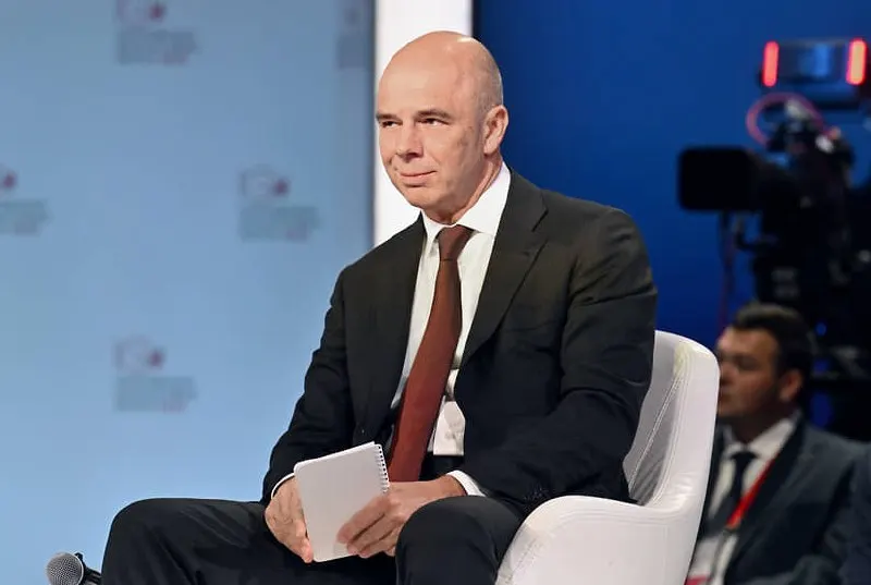 Министерство финансов заявило, что бюджет полностью обеспечен ресурсами и обязательства будут исполнены в полном объёме.