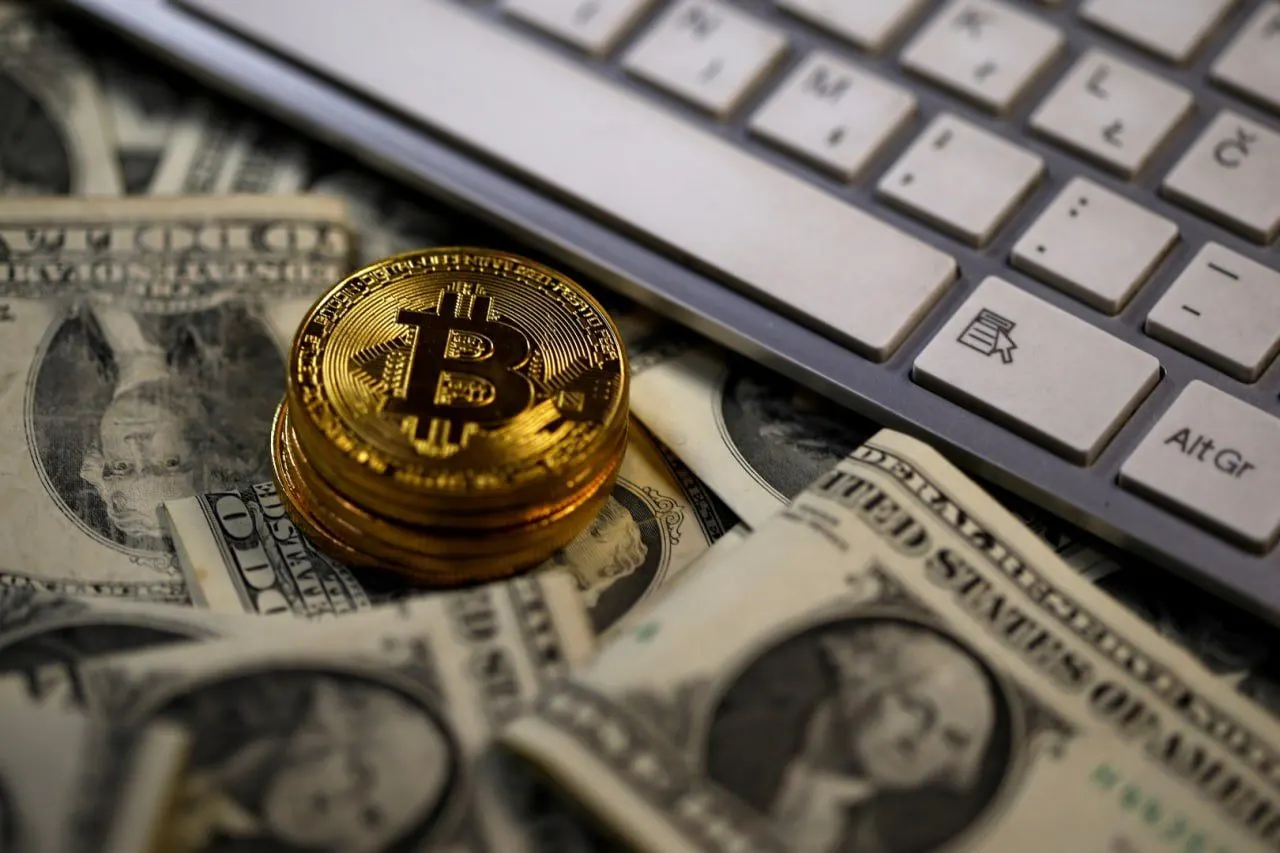 Правозащитники заявляют о сотрудничестве криптобиржи Binance с российскими силовыми структурами. Рассматривается дело Беленького и связанные с ним переводы.