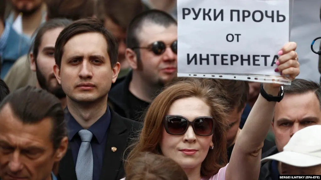 Массовая блокировка VPN-сервисов повлёкла ограничения на доступ к обходам блокировок и вызвала технические проблемы у пользователей и компаний-поставщиков.