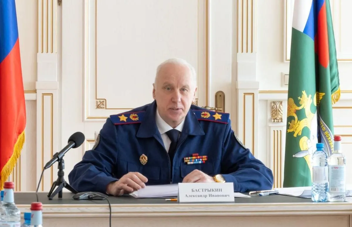 Руководитель Следственного комитета инициировал проверку произведений детского писателя Григория Остера, в том числе сборника «Вредные советы», из‑за высказанных на заседании сомнений в их педагогической ценности.