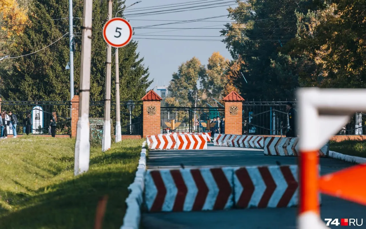 Правительство вывело Челябинское высшее военное авиационное училище штурманов из состава ВВА им. Жуковского и Гагарина: реорганизацию поручено завершить к 1 сентября 2026 года, штат — 6050 человек.