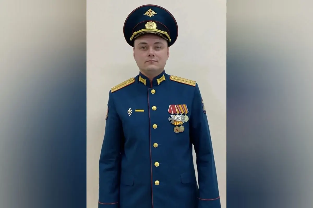 Артём Корнюченков отказался от участия в предварительном голосовании в Смоленске. Депутат Сергей Неверов также вышел из гонки и призвал поддержать Корнюченкова.