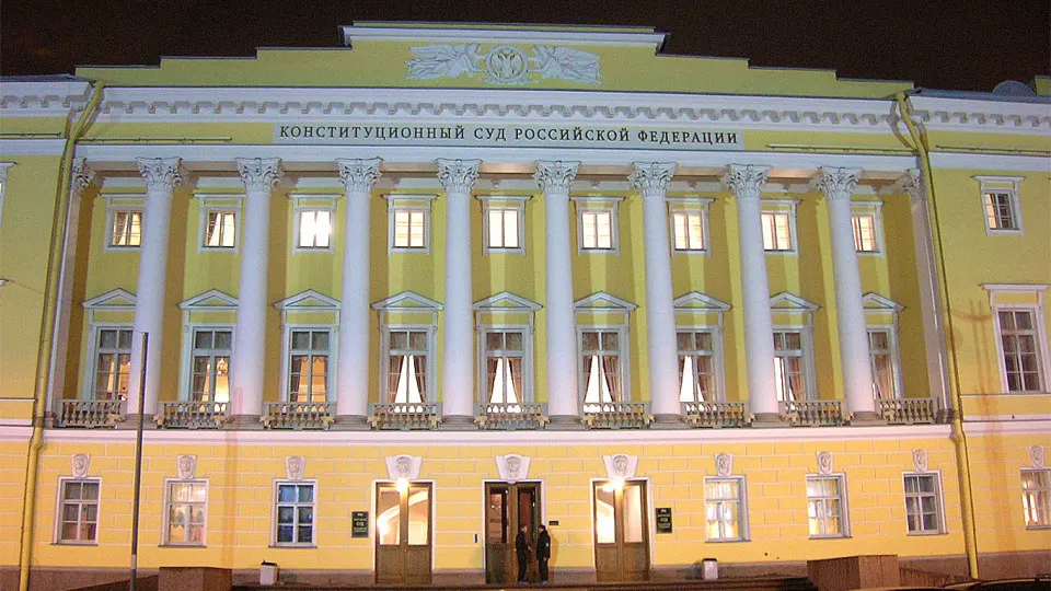 Председатель Конституционного суда поддержал идею, что антикоррупционные иски прокуратуры не должны иметь сроков давности, что открыло путь к изъятию активов стоимостью порядка 6,5 трлн рублей.
