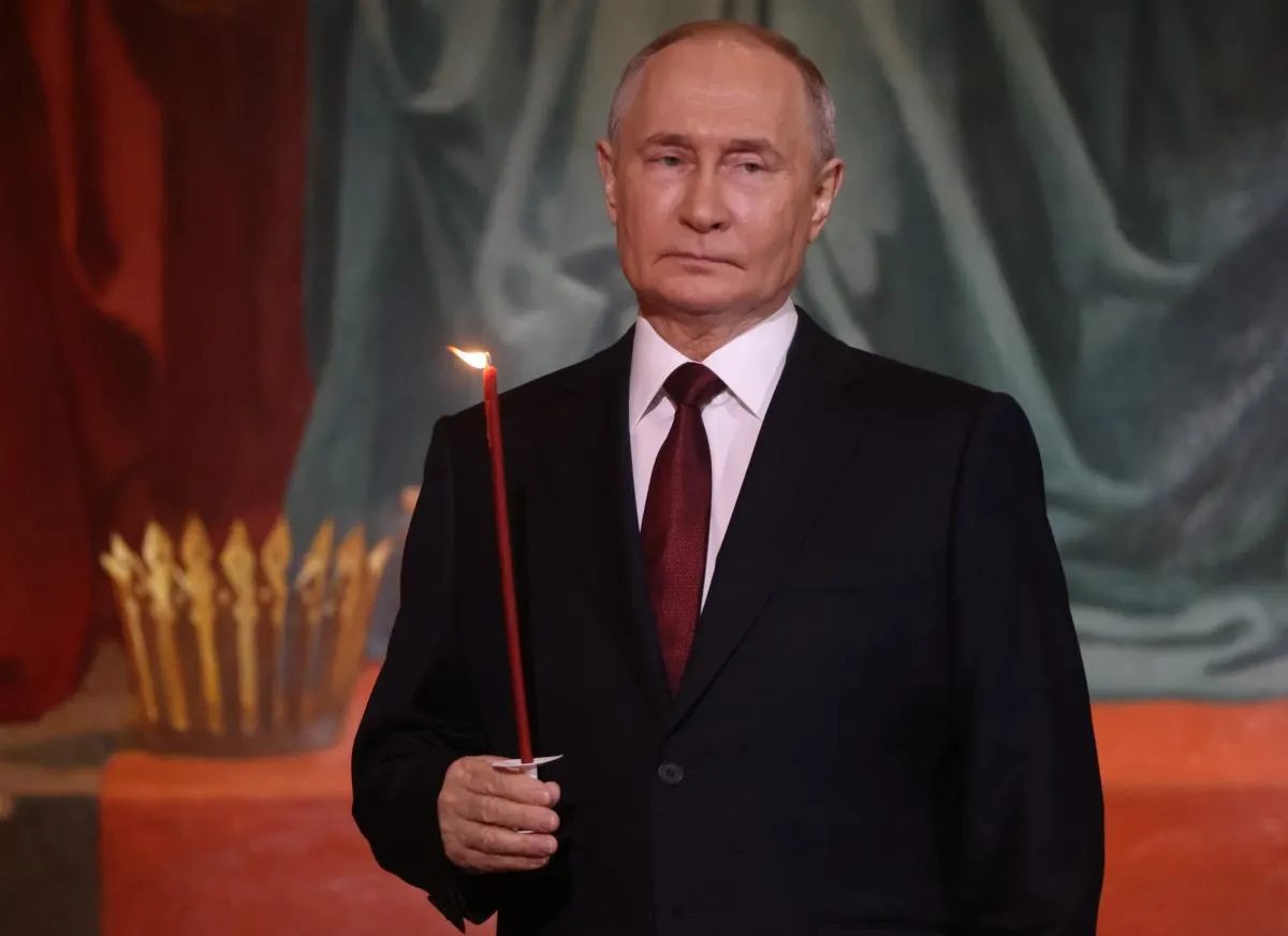 Эксперты считают, что у российского лидера может остаться не более трёх лет у власти. Рассмотрены варианты быстрого устранения, показательного процесса, внутренняя конфронтация силовых структур и внешние триггеры.