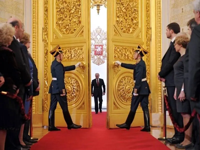 Речь президента назначена на 16:00 по самарскому времени. В центре внимания — ситуация вокруг спецоперации на Украине и вмешательство НАТО.