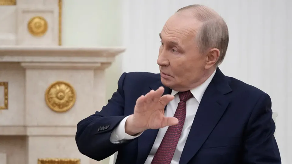 Совладелец «Русагро» лишился контроля над бизнесом — это часть растущей волны изъятий активов у частных владельцев. За последние годы сотни предприятий оказались под контролем государства, а крупнейшие бизнесмены оказываются под давлением и вынуждены идти на большие «пожертвования» бюджету.