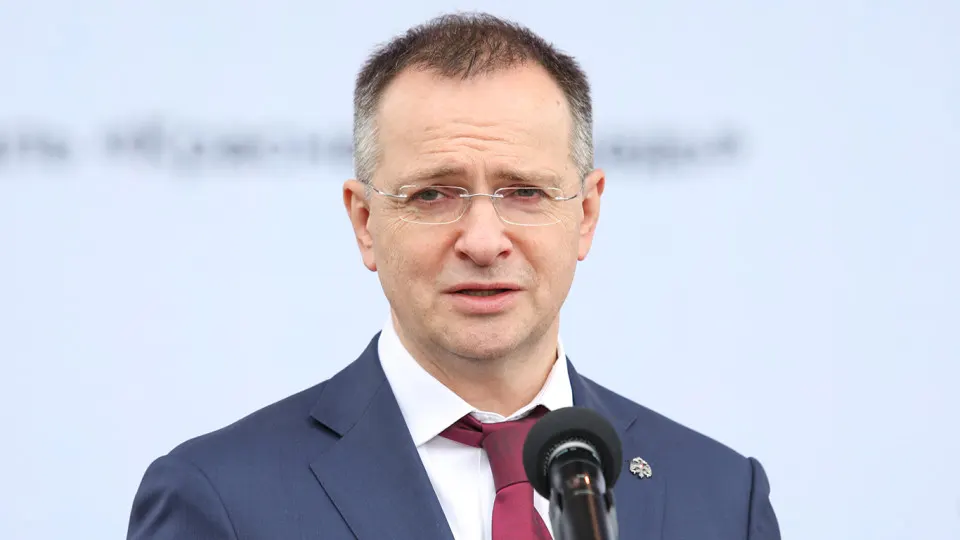 Помощник президента выступил за более строгую проверку фильмов на всех этапах производства и за недопущение к показу низкокачественных картин, созданных на государственные средства; в то же время в отрасли растёт финансирование патриотических проектов и вводятся ограничения на «дискредитацию традиционных ценностей».