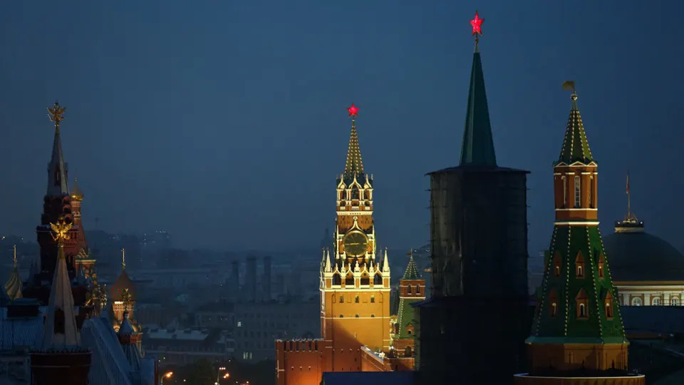 В найденных файлах описаны проекты по созданию клонов «Википедии», фейковых СМИ и фиктивных аналитических центров, а также по «обучению» ИИ на пропагандистском материале с целью продвинуть прокремлёвские нарративы в поисковой выдаче и больших языковых моделях.
