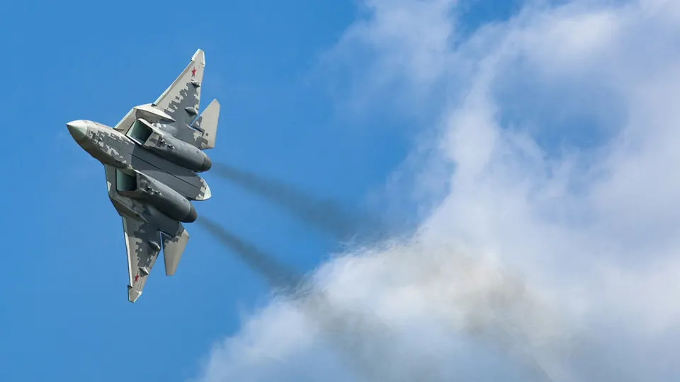 Минпромторг потребовал выплату неустойки по проекту «Дисплей-И7», предназначенному для военной техники. Работы по третьему этапу задержаны более шести лет, а программы импортозамещения электроники испытывают дефицит финансирования.