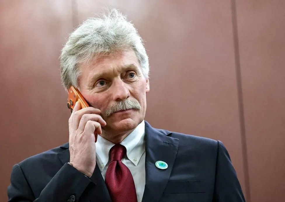 Представитель Кремля сообщил, что переговоры с мессенджером ведутся, но со стороны платформы пока мало активности; ограничения в России действуют с 2025 года.