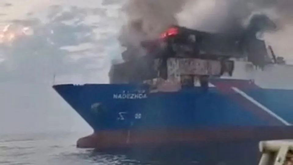 Из-за атак на суда в Черном море импорт в Россию переориентируется на альтернативные порты, что увеличивает сроки доставки и поднимает стоимость товаров.