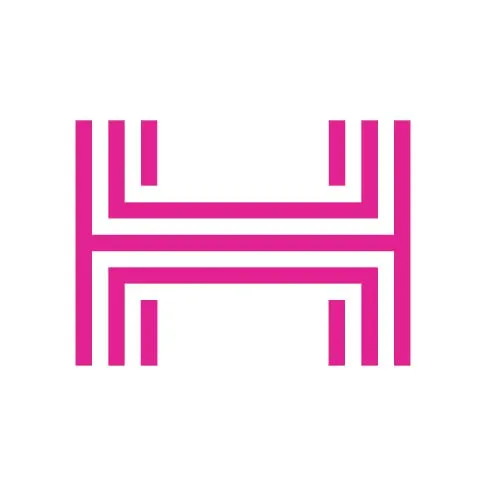 Генеральная прокуратура утверждает, что HRF расходует ресурсы на дискредитацию армии и поддерживает другие нежелательные организации, а фонд якобы способствует санкциям США против России и замораживанию счетов россиян.