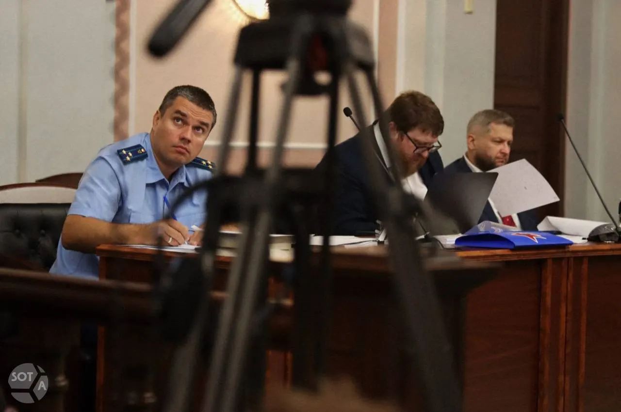 Прокурор заявил об основаниях для удовлетворения иска, указав на нарушения в использовании интеллектуальной собственности и данные финансового мониторинга, включая возможное иностранное финансирование.
