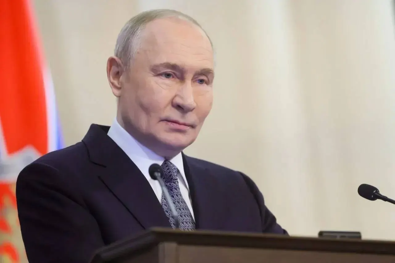 Президент поблагодарил десантников за роль в ходе специальной военной операции и выразил уверенность в их дальнейшем вкладе в обороноспособность страны.