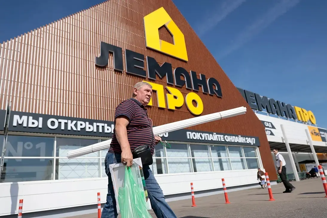 В результате распоряжений властей ряд активов передан под временное управление, что привело к смене руководителей компаний и изменению владения в нескольких структурах.