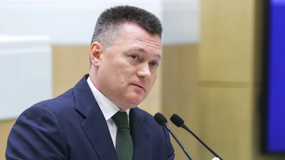 Российские власти расширяют сотрудничество судов с китайскими партнёрами в экономических делах, в то время как инвестиции Китая в Россию сокращаются на фоне конфликта.