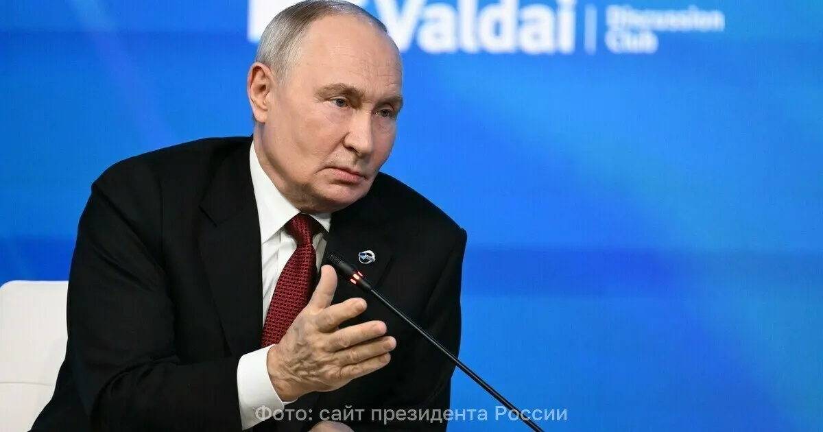 Президент России сообщил, что граждане участвуют в голосовании вопреки угрозам соседа по региону.