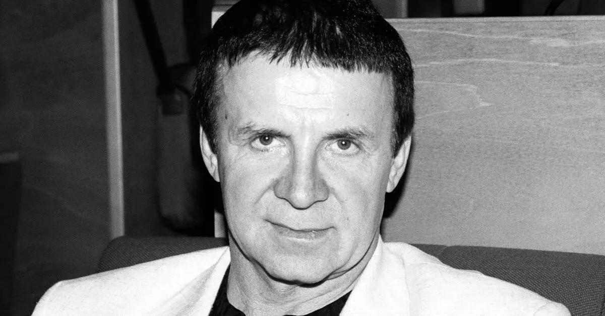 Уточняются обстоятельства кончины известного медиаперсонажа Анатолия Кашпировского.